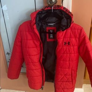Boys under Armour red coat size medium